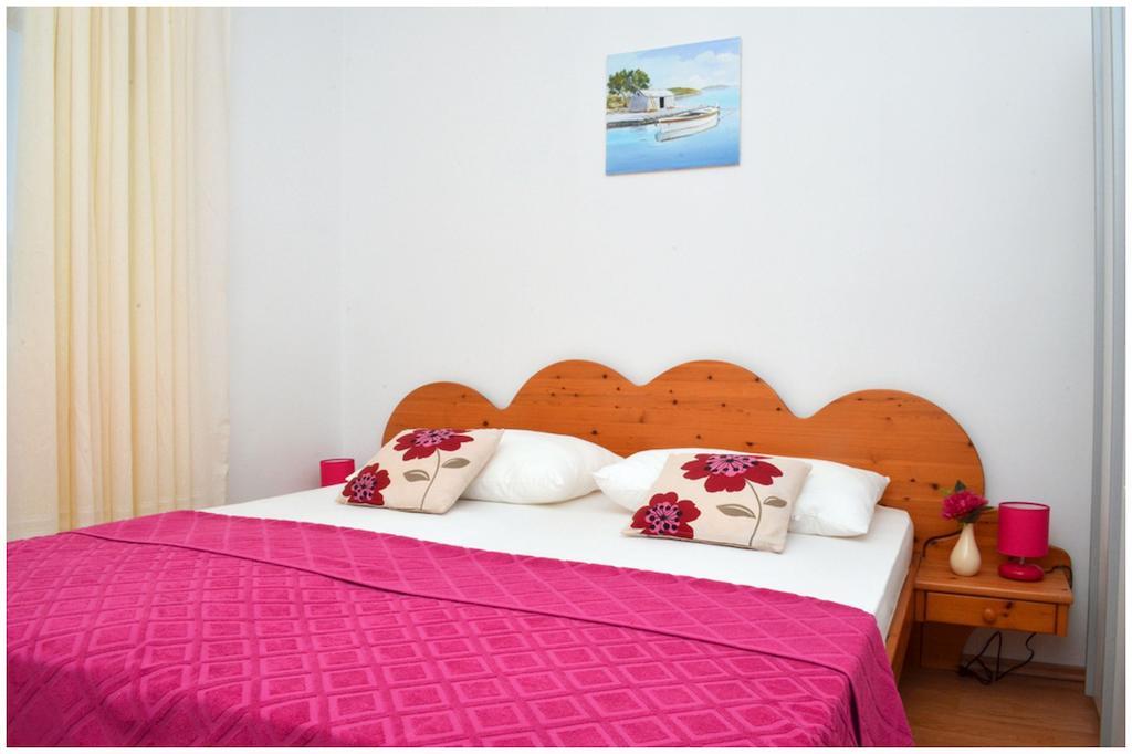 Apartments Luciano Seget Vranjica Quarto foto